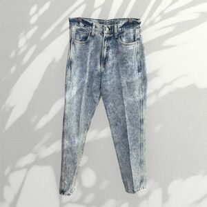 ARIZONA JEANS Acid Wash Denim Jeans Ultimate Mom High Rise Junior’s 9 Everyday